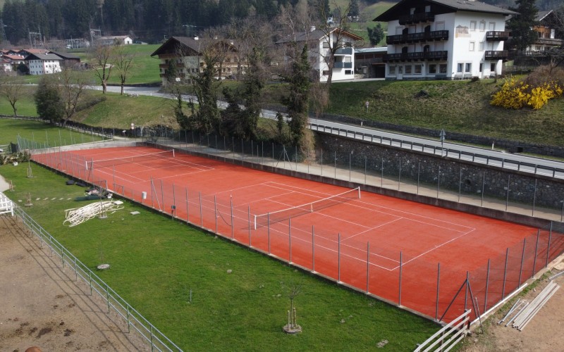 Campi da tennis RedCourt al Hotel Stroblhof**** a San Leonardi di Passiria