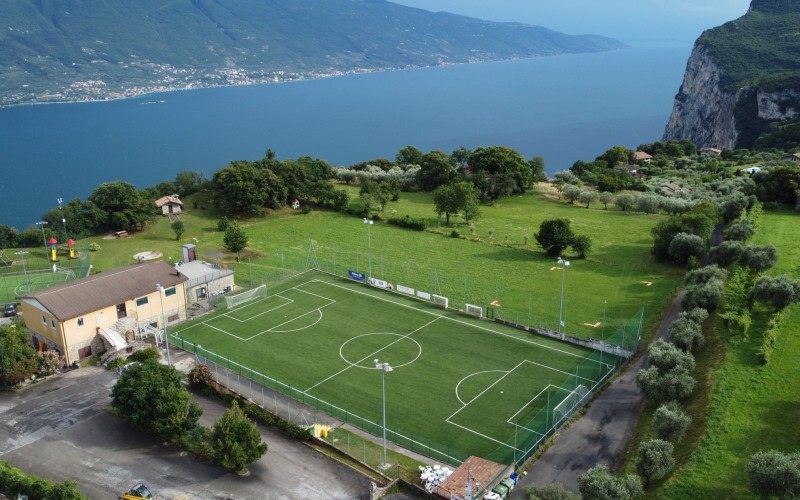 Fußballplatz Tremosine am Gardasee