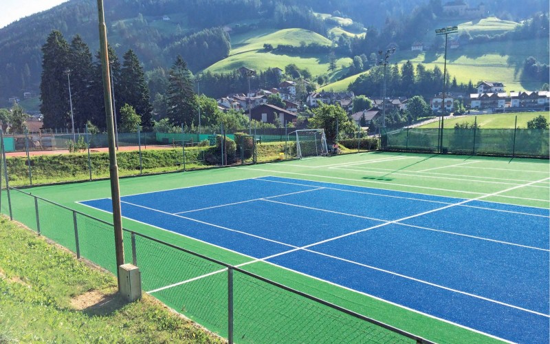 Campo da tennis e multisport  Sarentino (BZ)