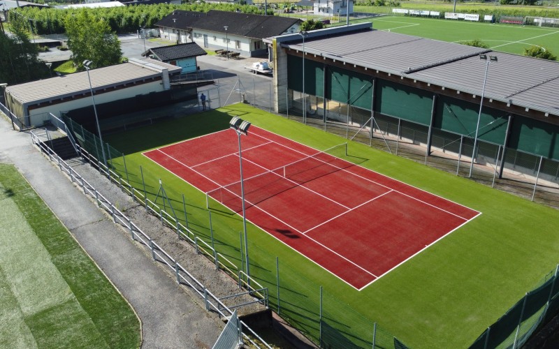 Fornitura e posa campo da tennis Villa Agnedo